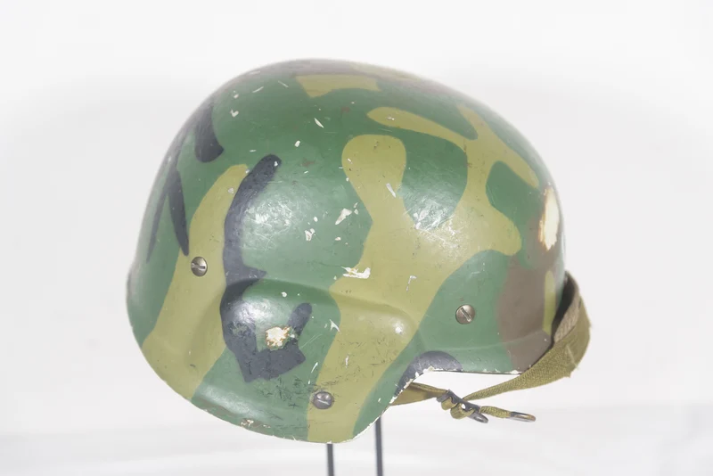 Experimenteller „Fritz“-Helm der US-Armee Anfang der 80er Jahre