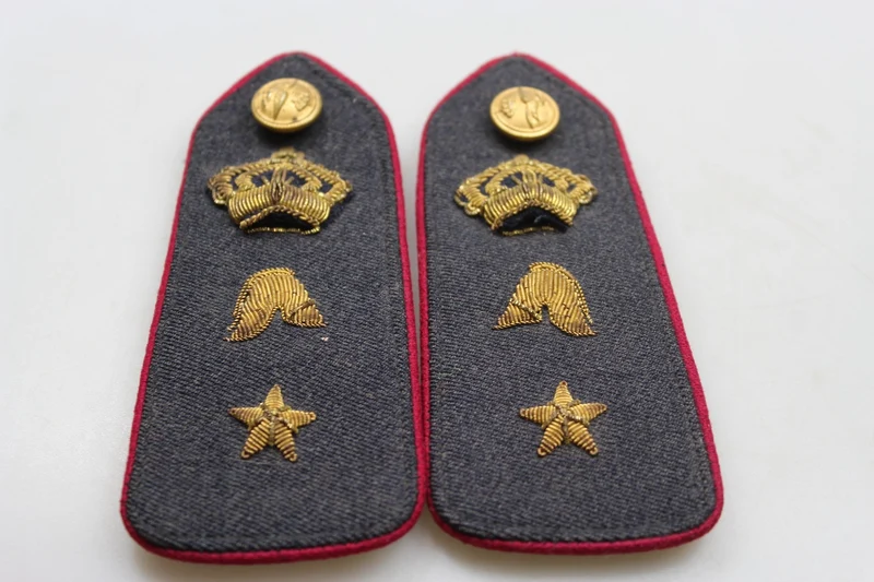 Paar Offizier RA WW 2 Schulterpolster