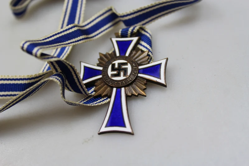 Mutterkreuz 3. Klasse „Bronze“
