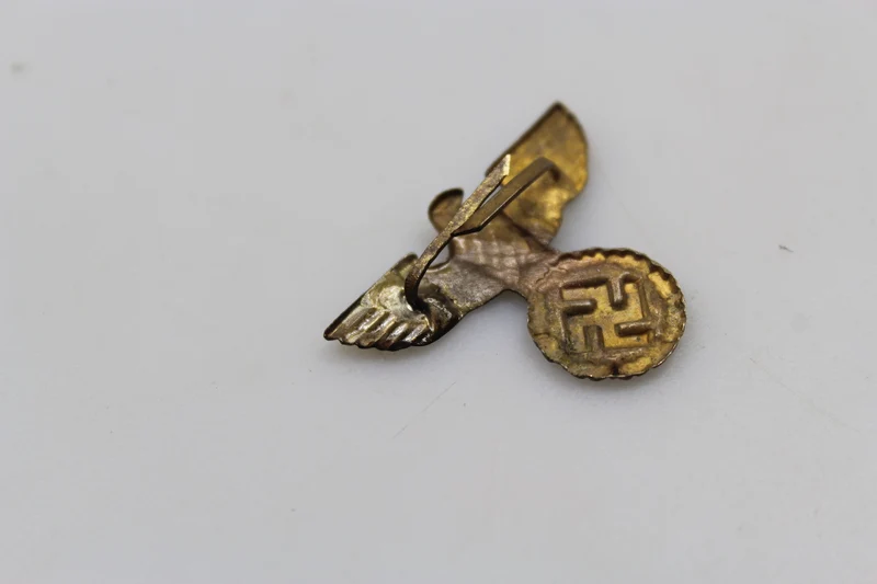 Adlerkopfschmuck der DR 2. WK
