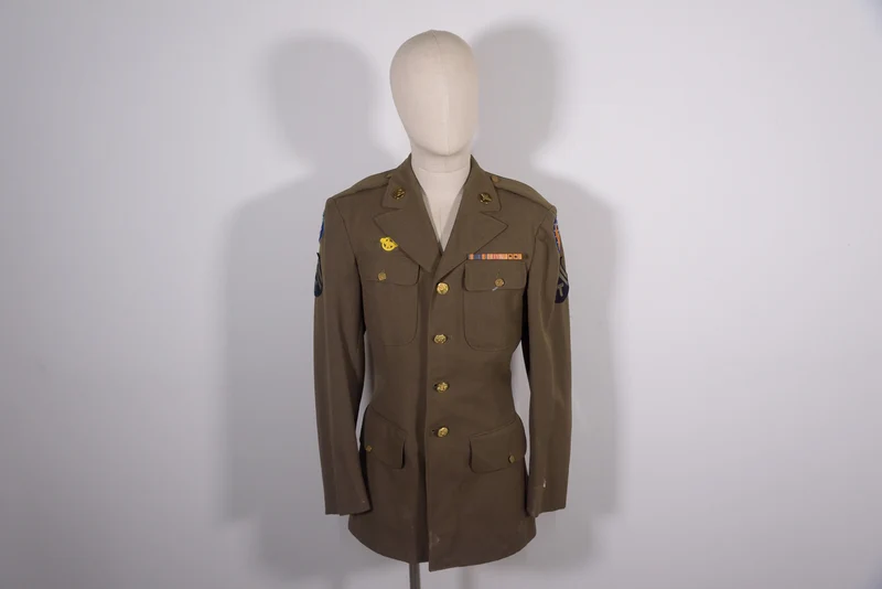 Dienstjacke der US Army aus dem 2. Weltkrieg