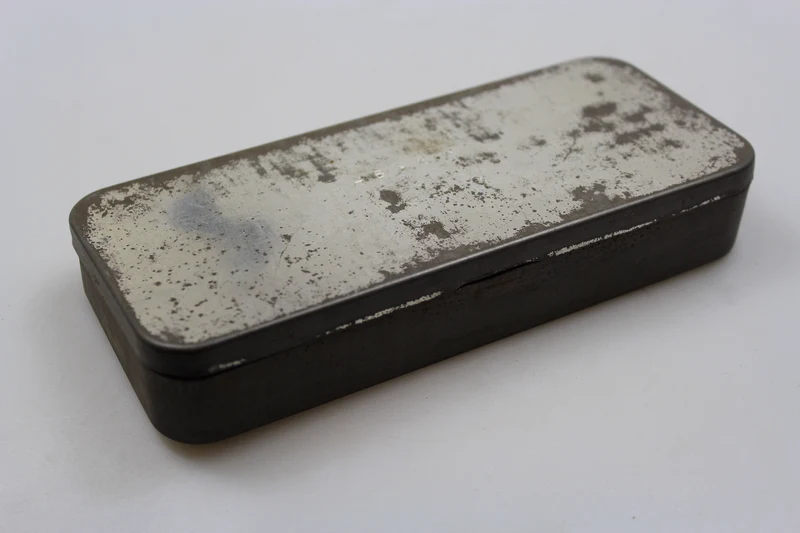 Englische Brillenbox aus dem 2. Weltkrieg