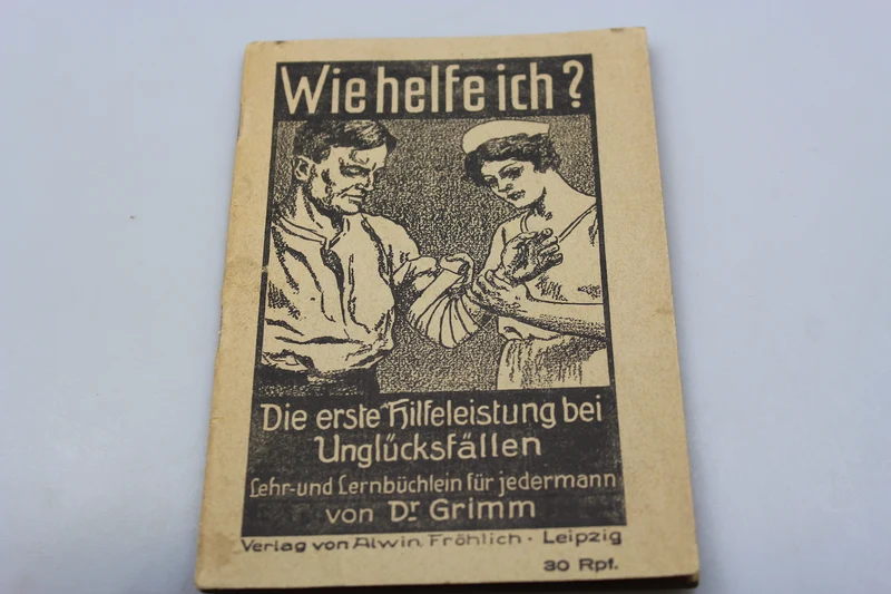 DRK-Taschenhandbuch - 1941