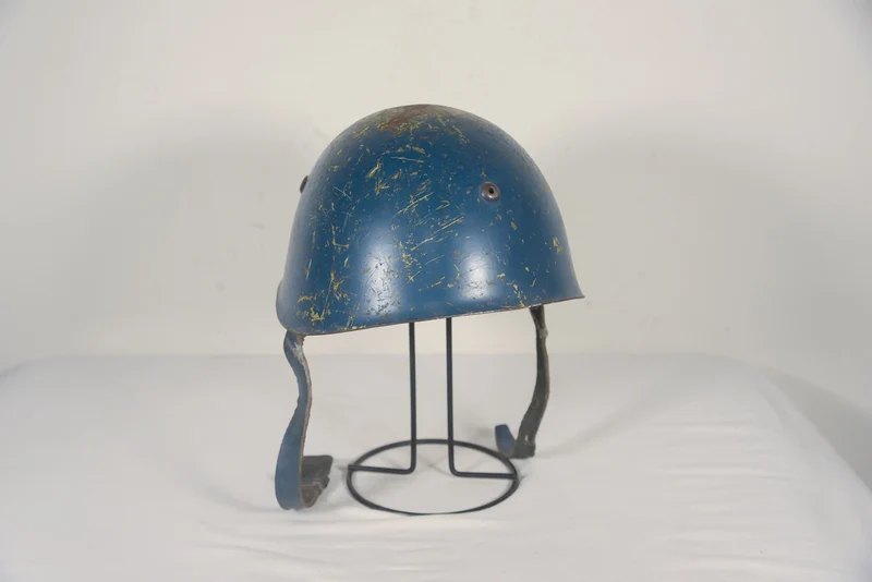 M.33 VAM Helm aus den 80er Jahren