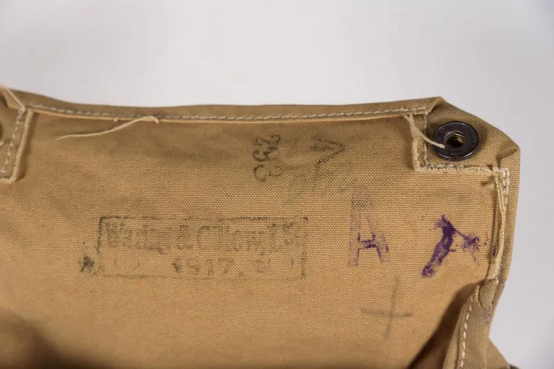 Englischer Gasmaskenkoffer aus dem Ersten Weltkrieg