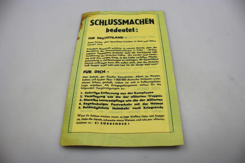 Propaganda-Flugblatt der Alliierten im Zweiten Weltkrieg