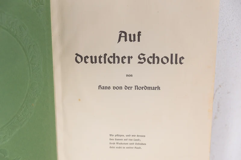 Stickeralbum „Auf Deutsche Schule“ – 1935