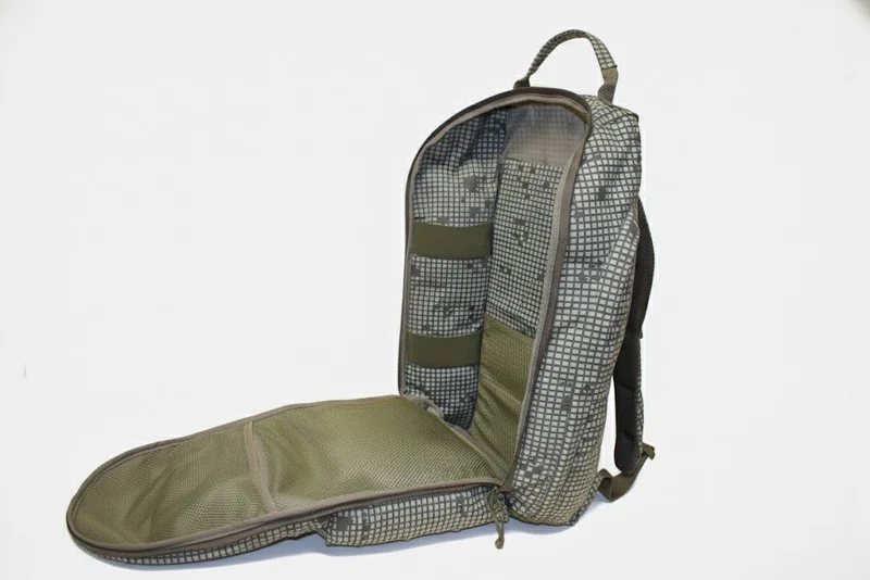 Taktischer Recon Assault Pack – 55 Liter – handgefertigt im Harz – Desert Night Camo