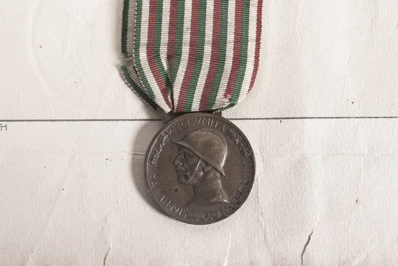 WW1 "Minted from Enemy Bronze" Medaille mit Zertifikat