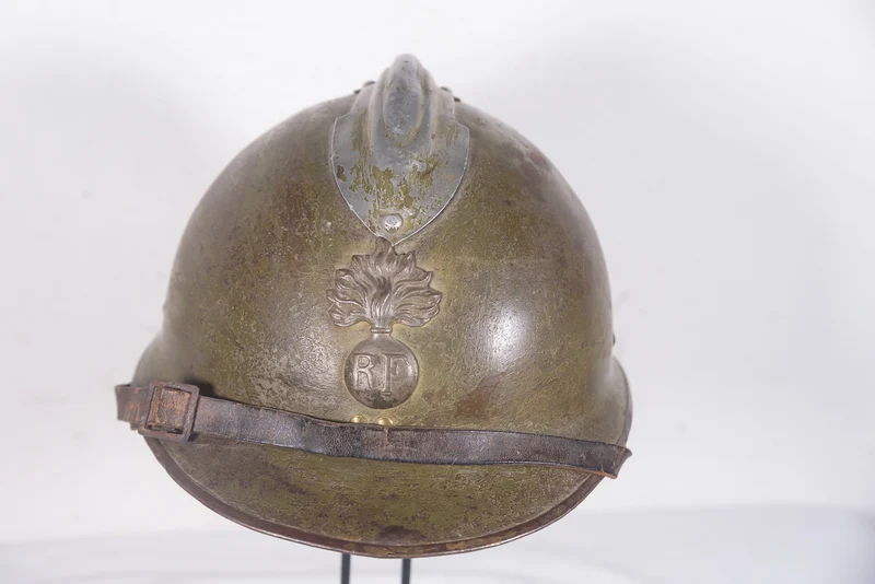 Adrian M.26 Französischer Helm aus dem 2. Weltkrieg