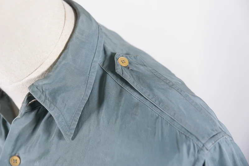 Offizielles REI-Shirt aus dem Zweiten Weltkrieg