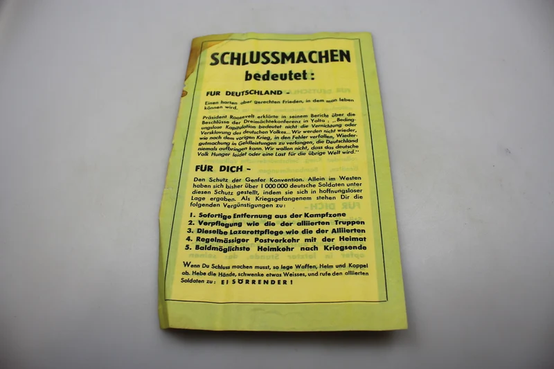 Propaganda-Flugblatt der Alliierten im Zweiten Weltkrieg