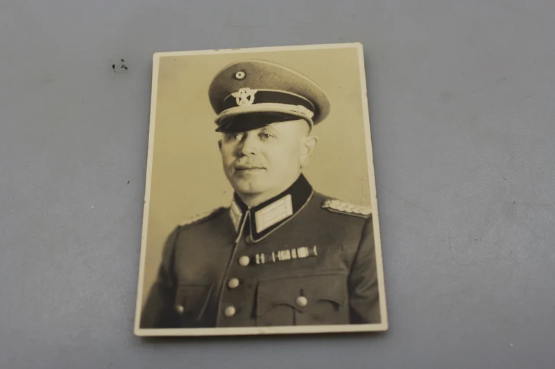 Offizielles Foto der Polizeiverwaltung des Zweiten Weltkriegs