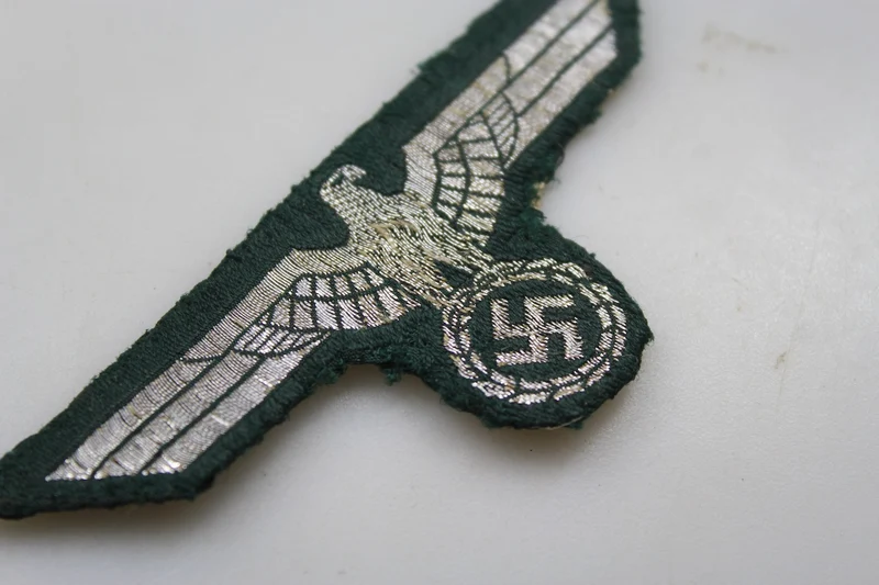 Brustadler eines Heeroffiziers aus dem 2. Weltkrieg