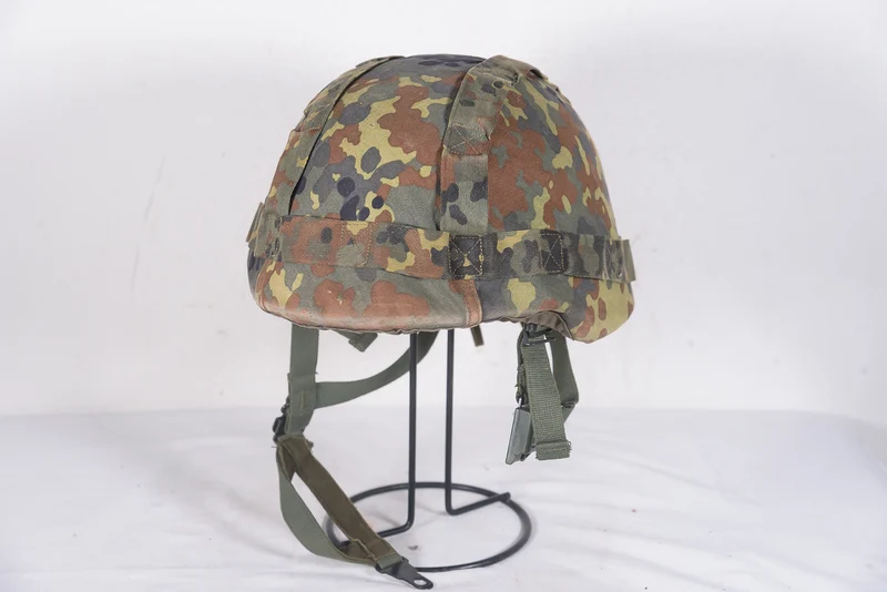 Bundeswehr-Gefechtshelm M.92 Kevlar-Helm