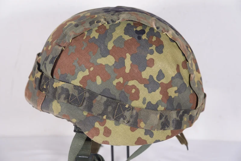 Bundeswehr-Gefechtshelm M.92 Kevlar-Helm