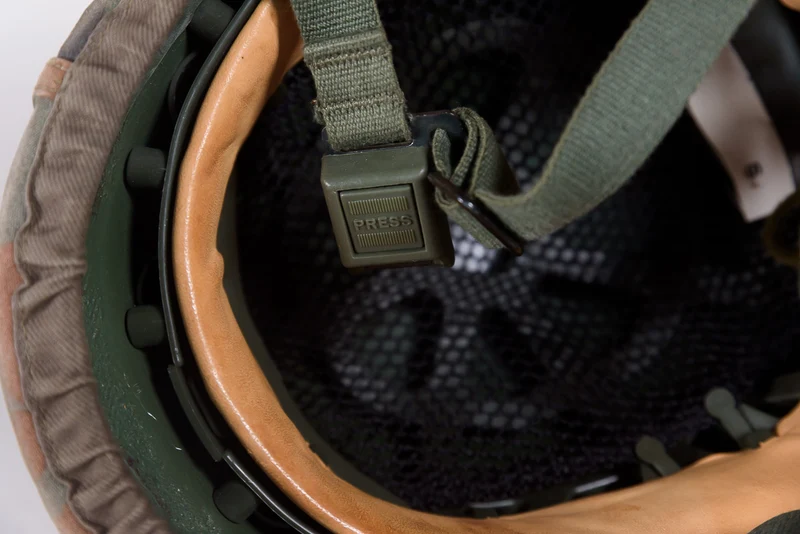Bundeswehr-Gefechtshelm M.92 Kevlar-Helm