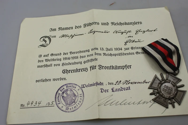 Frontkämpferkreuz 1914/18 mit Urkunde