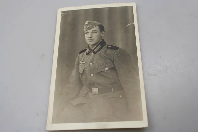 Foto aus dem Studio der US-Armee aus dem Zweiten Weltkrieg