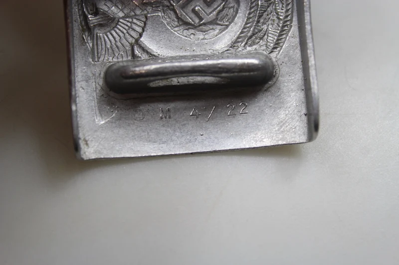 Aluminiumschnalle der Wehrmannschaften aus dem Zweiten Weltkrieg
