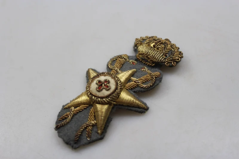 Emblem für die M.34 REI Gesundheitsbeamtenmütze