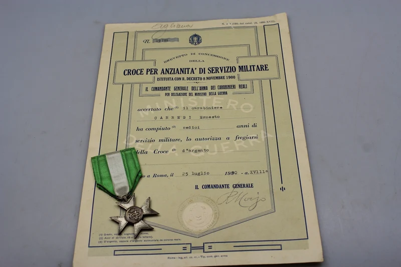 Kreuz XVI Dienstjahre mit Zertifikat 40 Jahre RRCC