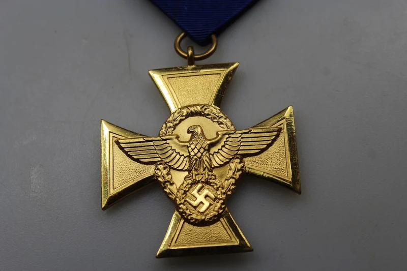Treues Dienstkreuz, 25 Jahre bei der Polizei
