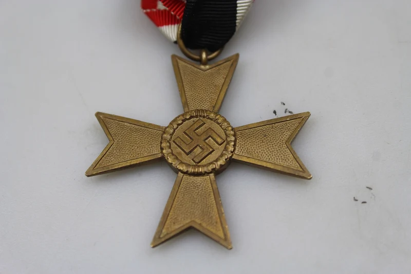 Verdienstkreuz ohne Schwerter II. Klasse