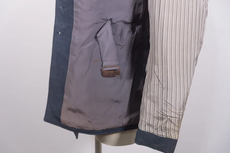 Dienstjacke eines Luftwaffenkapitäns für Flugpersonal/Fallschirmjäger im Zweiten Weltkrieg