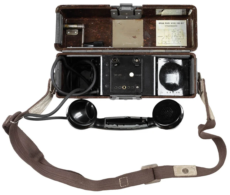 Finn. Feldtelefon, gebr., TOP ZUSTAND