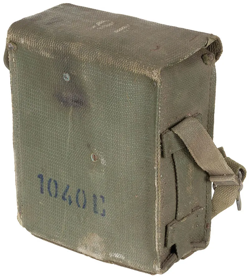 US Feldtelefon, EE-8, mit Canvastasche, gebr.