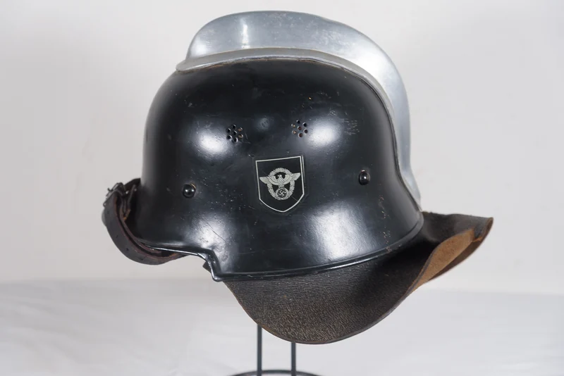 M.34 Feurwehrwerk-Helm mit REPRO-Abziehbild