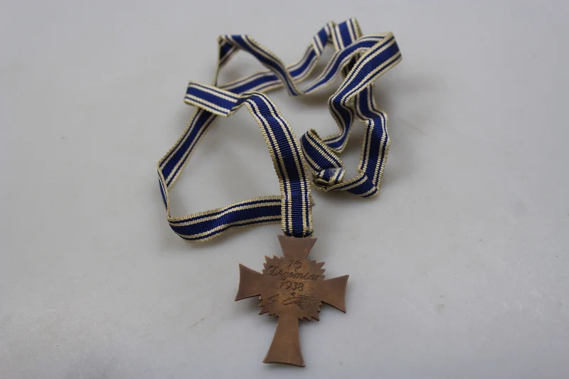 Mutterkreuz 3. Klasse „Bronze“