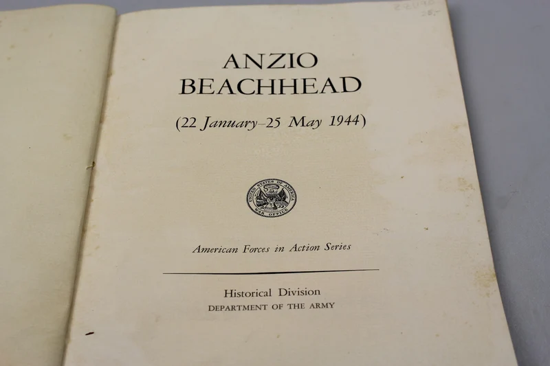 „ANZIO Beach Head“ – Bildband über die Landung