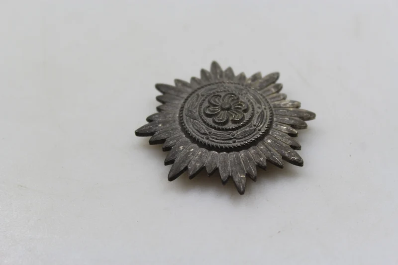 Ostvolksabzeichen ohne Schwerter „Silber“ 1. Klasse