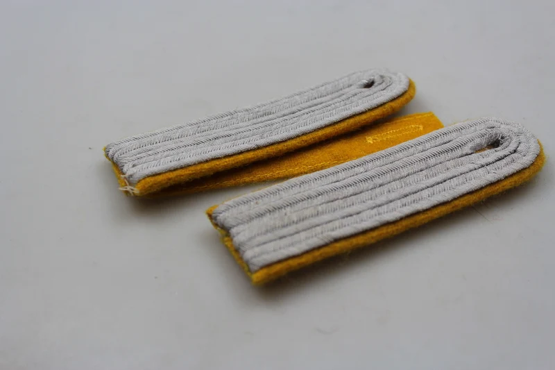 Repro Offizielle WH WW 2 Schulterpolster