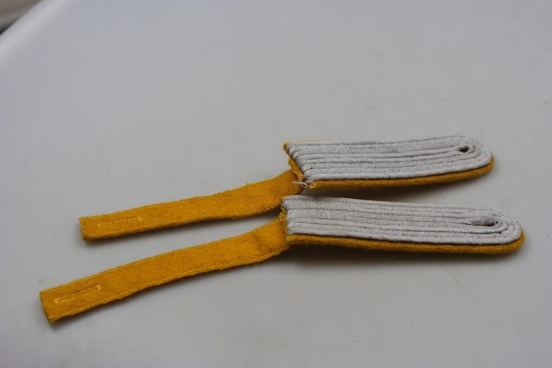 Repro Offizielle WH WW 2 Schulterpolster