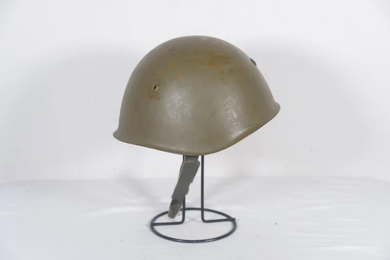 Wiederverwendungshelm M.33 aus dem 2. Weltkrieg aus der Nachkriegszeit