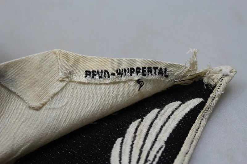 Luftwaffen-Übungsgerät mit Adlerbrust