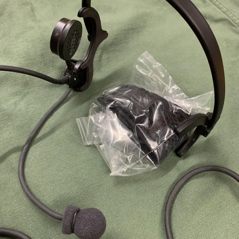 Thales PRC Radio Tactical Headset mit U-229 Stecker und PTT Mbitr