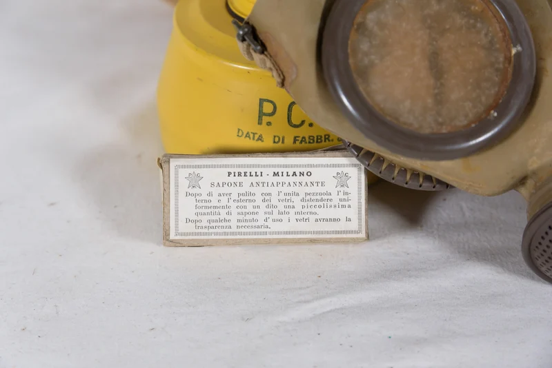 PC-40 Gasmaske aus dem 2. Weltkrieg