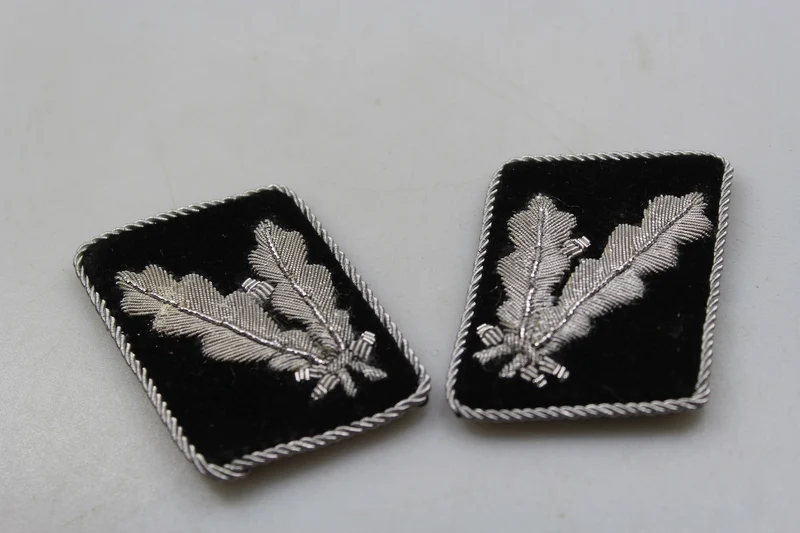 Repropaar Oberführer-SS-Insignien