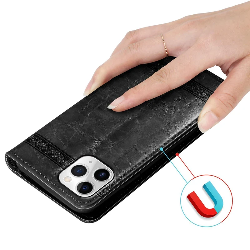 Cadorabo Hülle kompatibel mit Apple iPhone 11 PRO mit Ornamenten - Schutzhülle mit Magnetverschluss, Standfunktion und Kartenfach