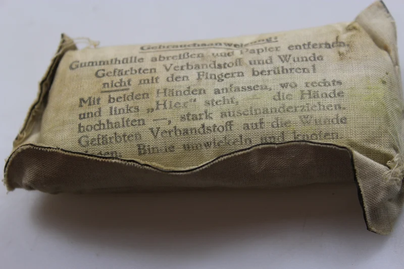 Individuelles Verbandspaket WH 1943