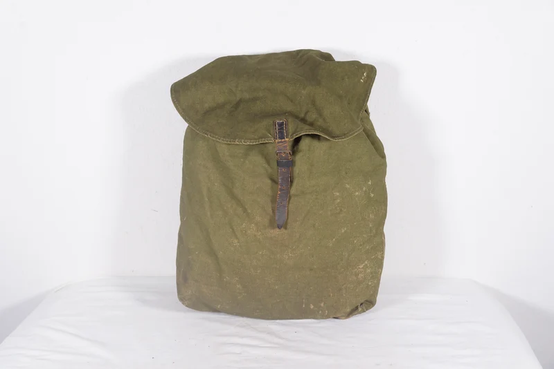 Spätkriegs-Rucksack „Artillerie“ aus dem 2. Weltkrieg