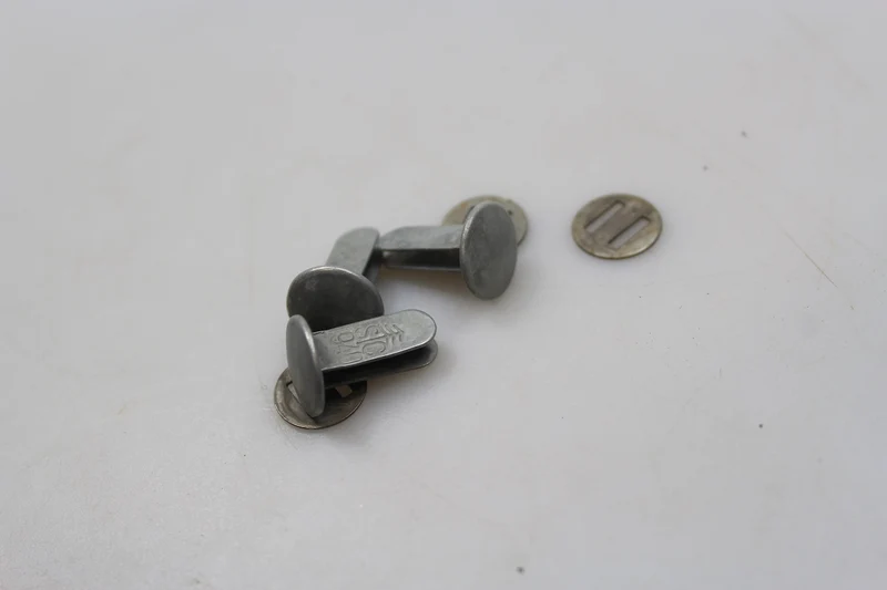 Repro-Set deutscher Helmnieten aus dem 2. Weltkrieg