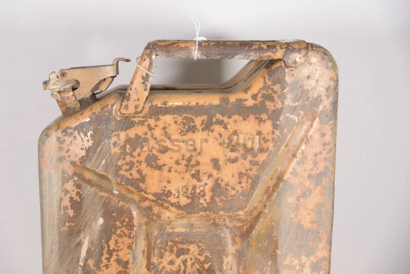WW 2 gelber WH-Kraftstoffkanister