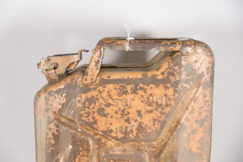 WW 2 gelber WH-Kraftstoffkanister