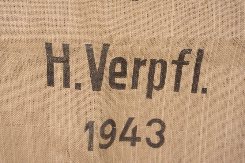 Aus Gemüse hergestellter Vorratsbeutel, 1943