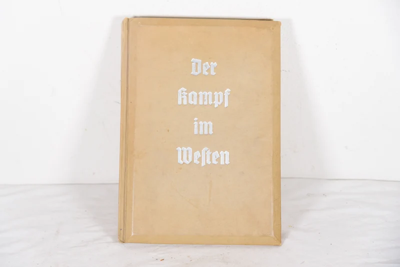 Dreidimensionales Album „Der Kampf im Westen“.